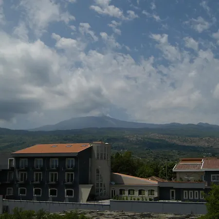 Mareneve 4*