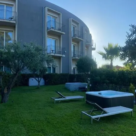 Resort Mareneve Linguaglossa